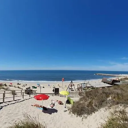 Big Fish 2 - Family Beach Apartment *